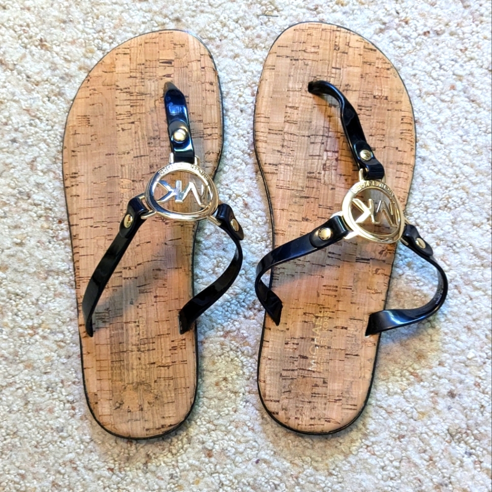 ๐SALE๐ Michael Kors Jet Set Sandals Women's Thong Sandals Jelly Flip Flop 7M - Picture 6 of 8